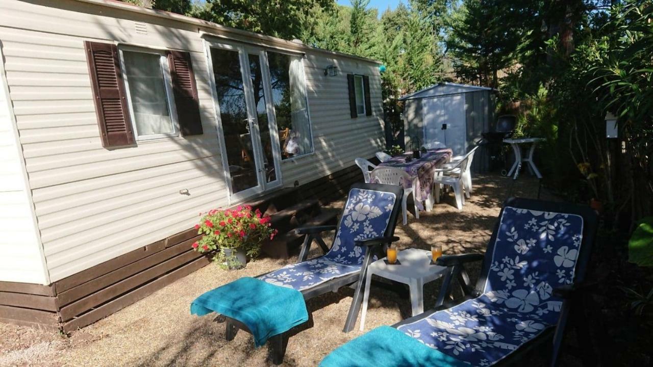 Mobile Home In Frejus, South Of France Buitenkant foto